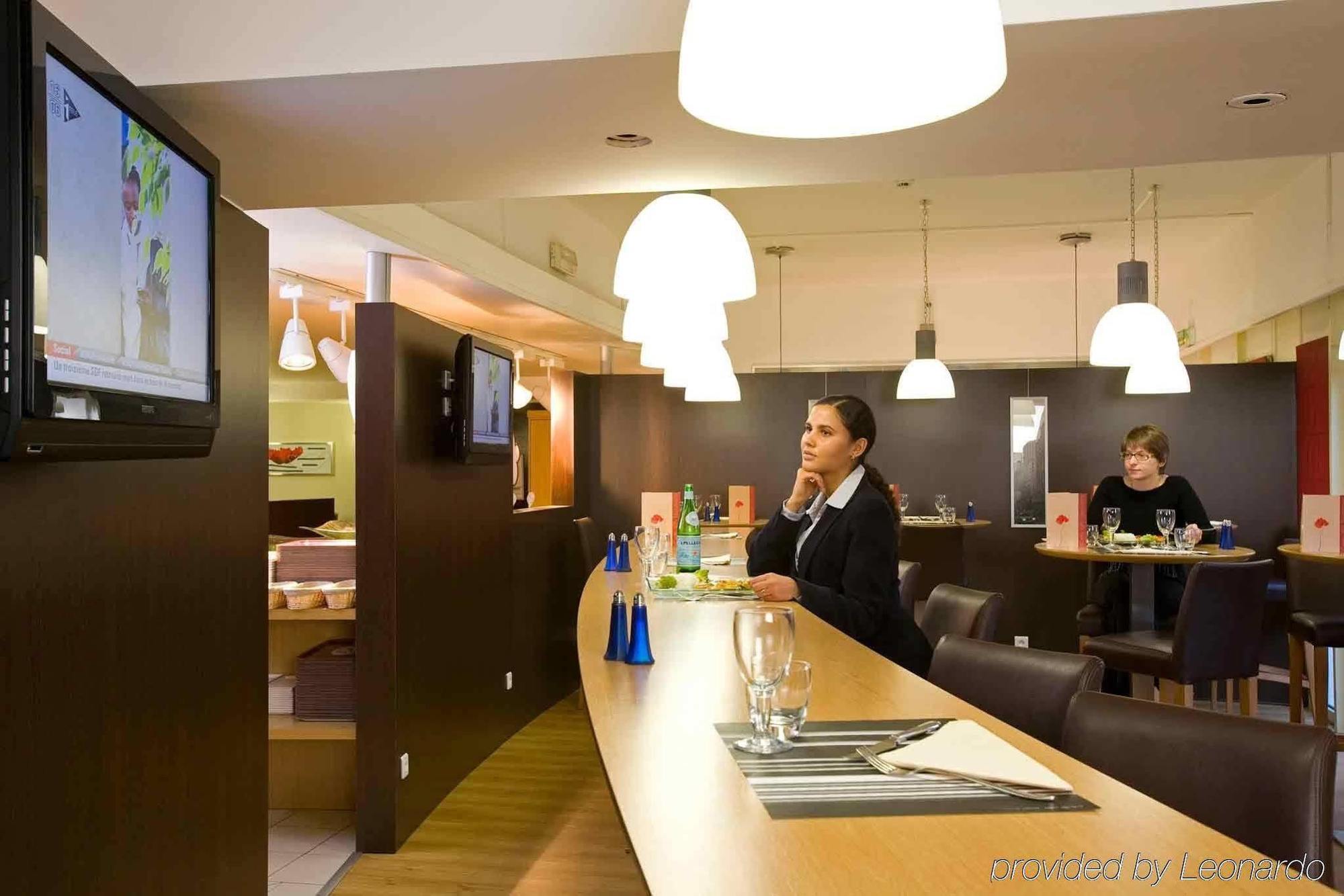 Ibis Paris Le Bourget Hotell La Courneuve Exteriör bild